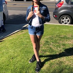 Tractr girls jean shorts.  Size 8.  So soft!